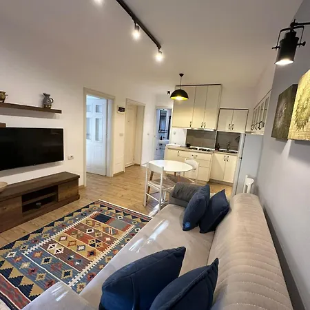 Marsi Apartman Tirana